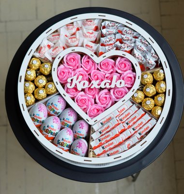 Великий круглий набір «Серце з рожевими трояндами» 111511 фото